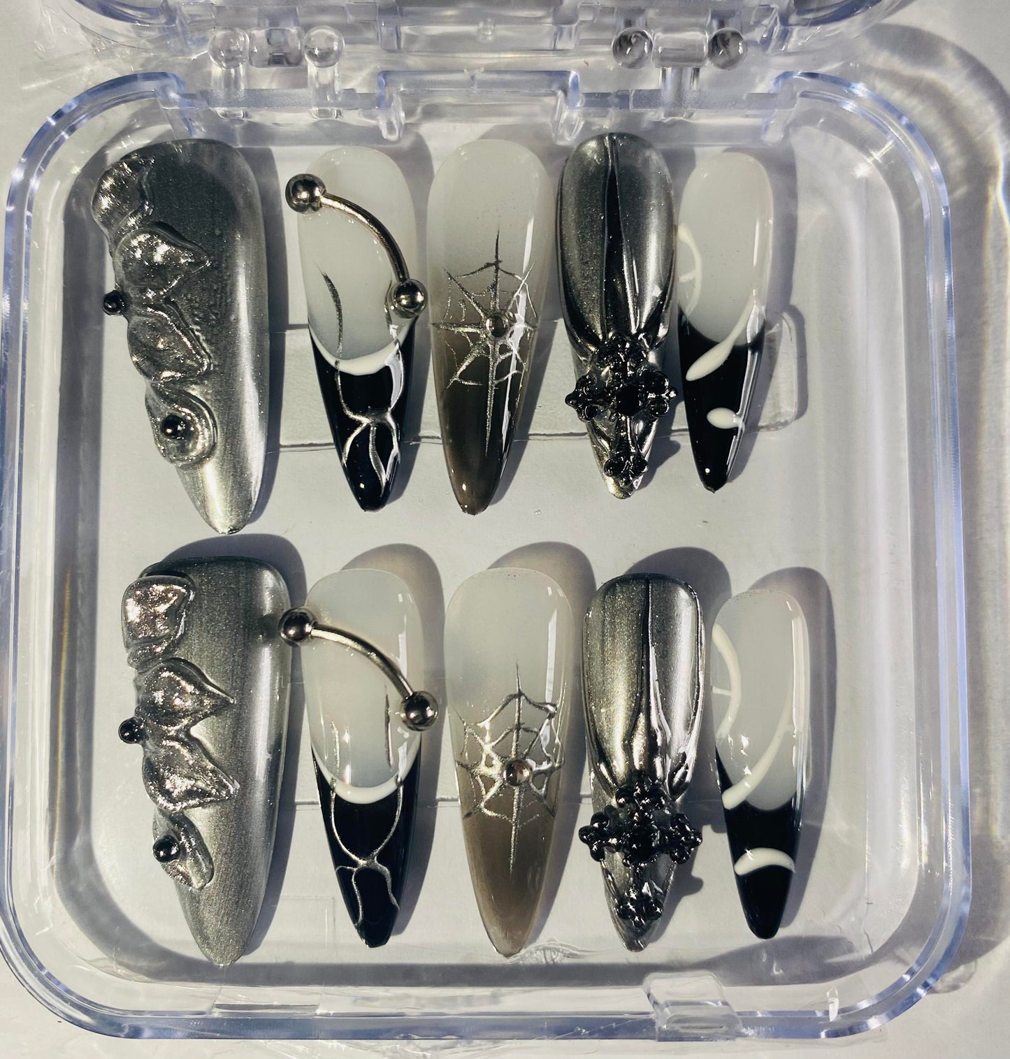 10-Piece Pack of 3D Oval Reusable Hand-Pressed Nail Stickers – Reusable 3D Acrylic Dark Knight Nail Art
