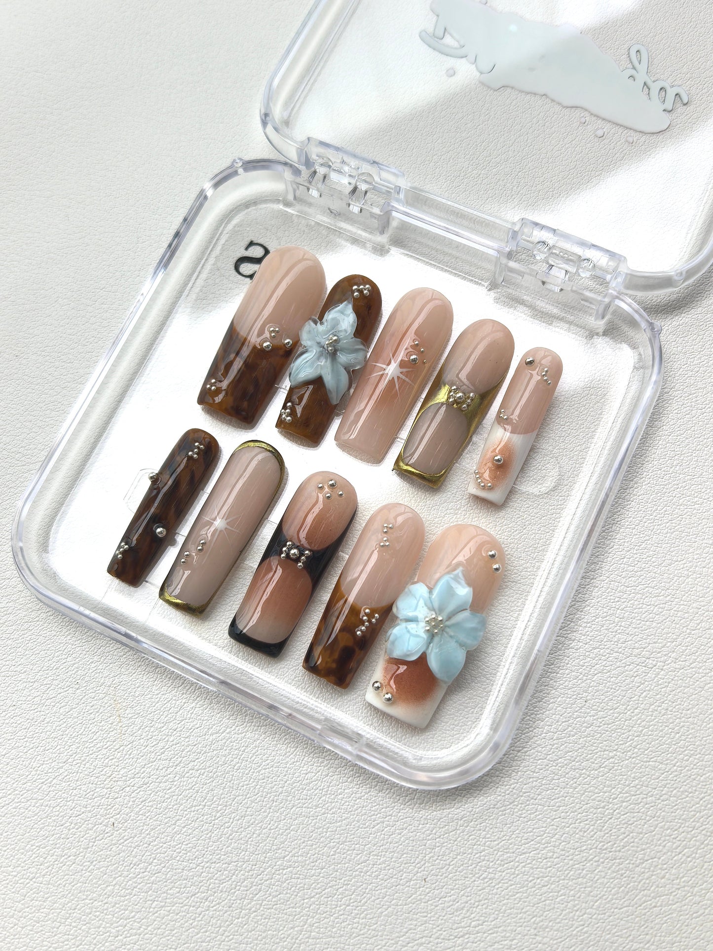 Earthy Elegance Floral Nails
